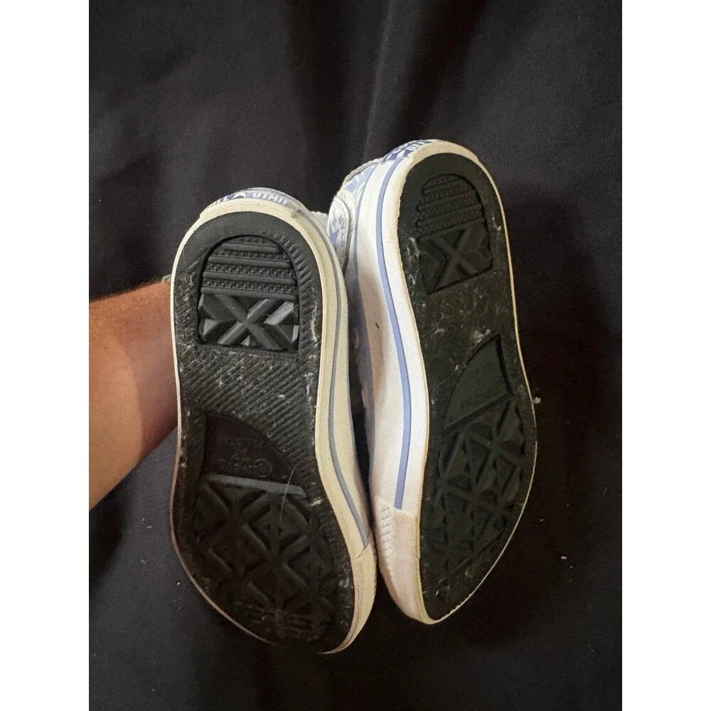 Converse All Star kids size 11 c Frozen Elsa High Top Sneakers